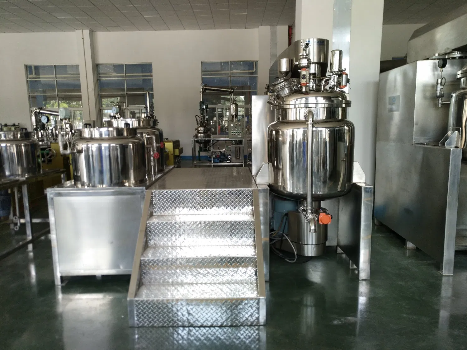 Planta de fabricación de jarabe farmacéutico Recipientes de mezcla a escala industrial